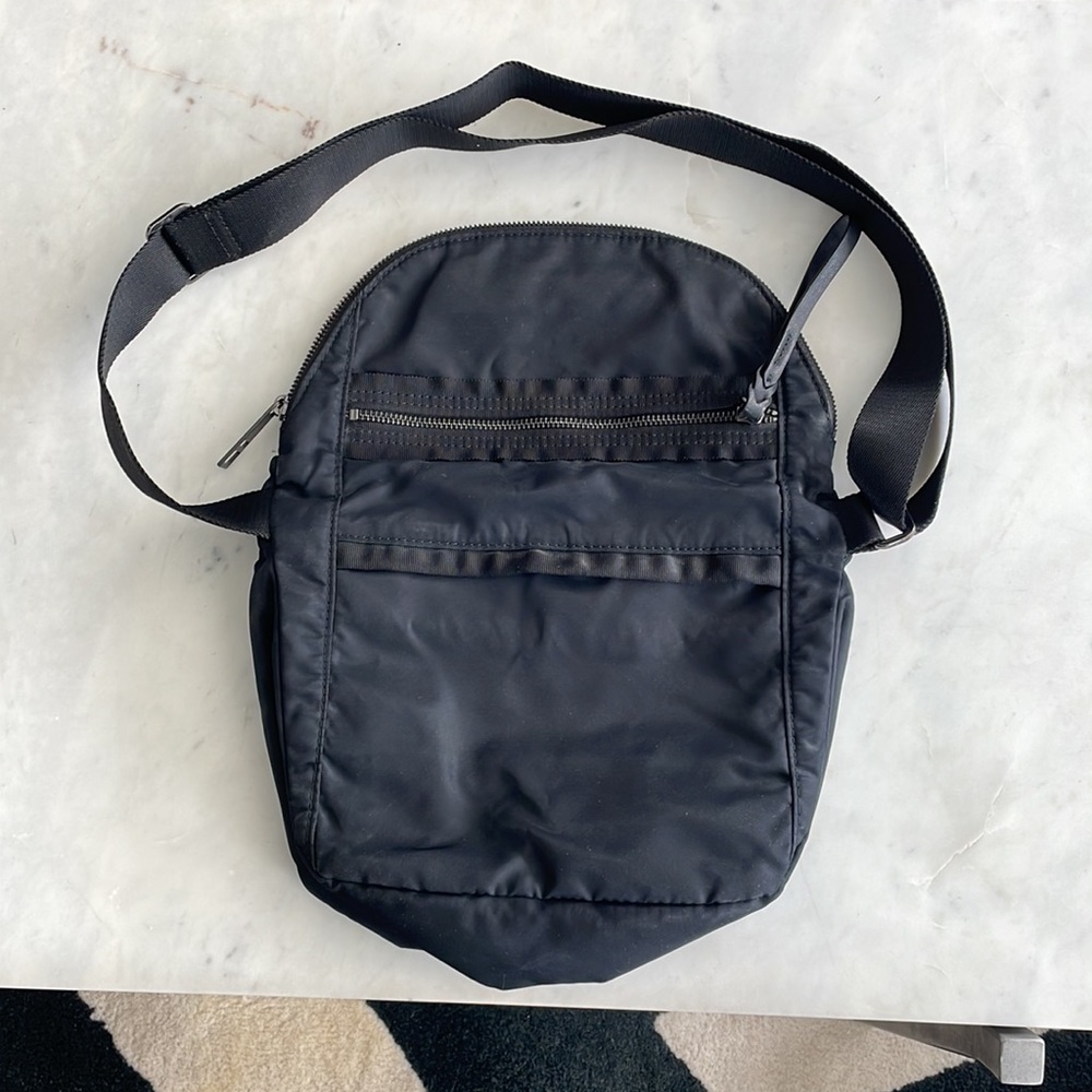 Lululemon Festival Bag - Picture 3 of 5